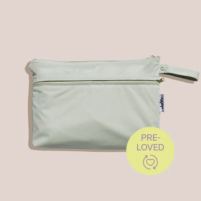 judes-family-kleiner-windelbeutel-second-hand-25x35-cm-wetbag-f-r-unterwegs image 1