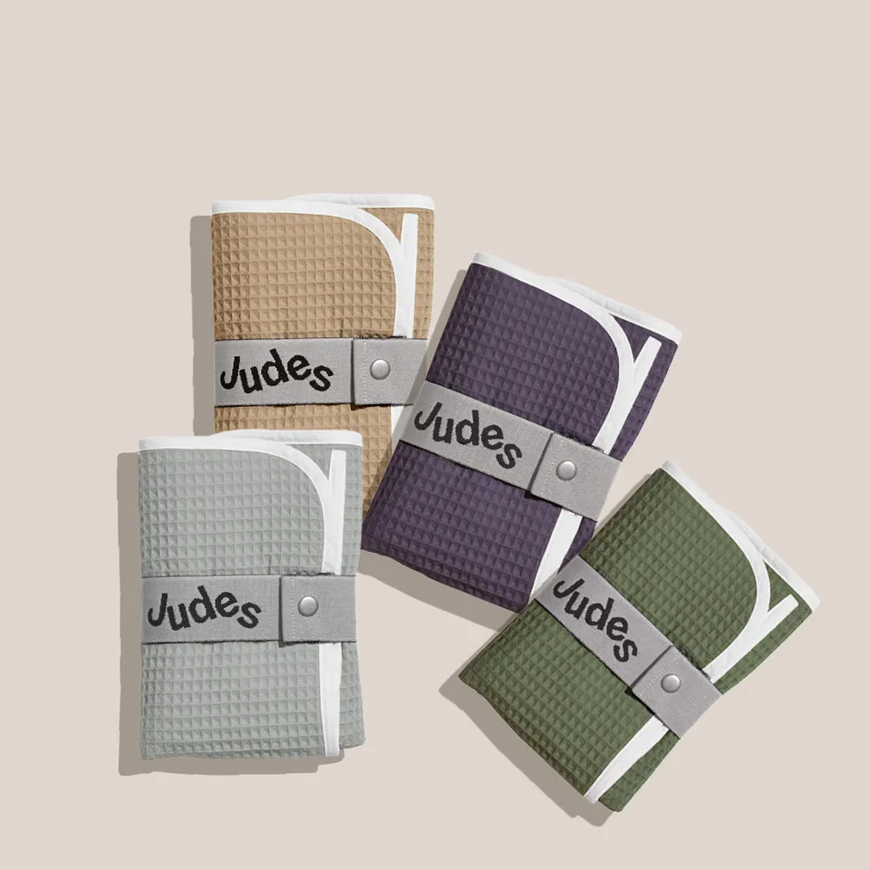 judes-family-wickelunterlage-sage-faltbare-wickelunterlage-bio-baumwolle-wasserd image 1